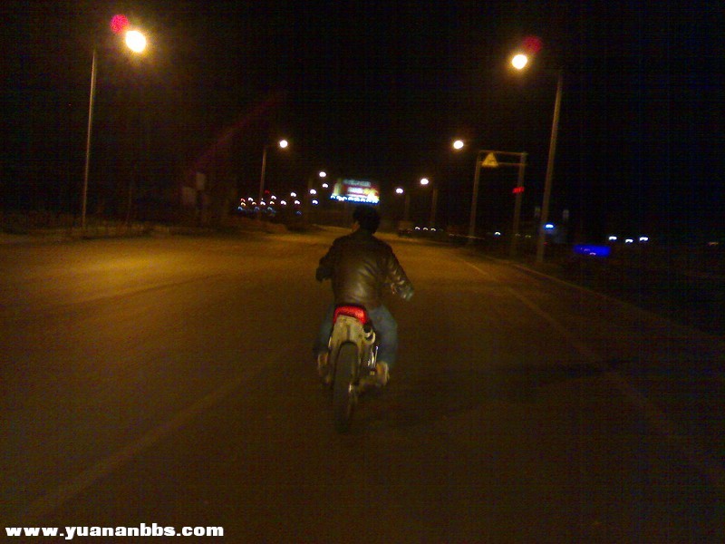 20110315924_眸目压缩.jpg