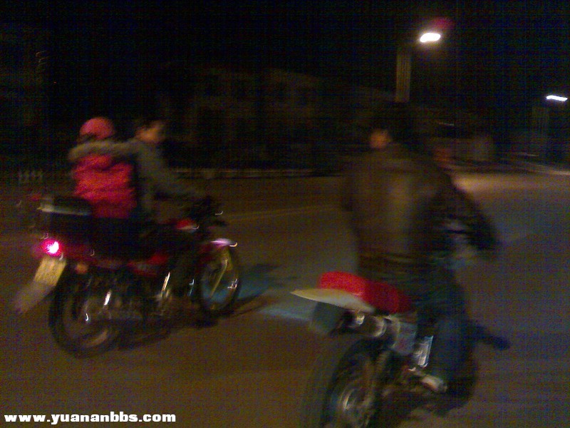 20110315923_眸目压缩.jpg