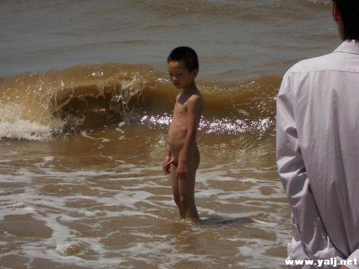 亮点，有木有？有木有，现在的小孩伤不起啊！