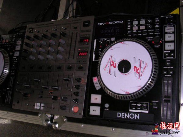 天龙5000 先锋600混音台.jpg