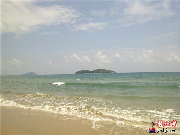 石梅湾的水怎一个清字了的