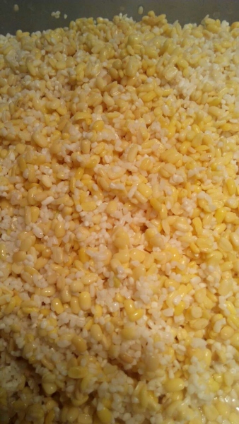 焖好的米和绿豆