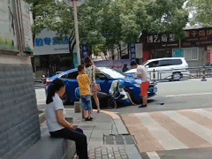 02.gif
